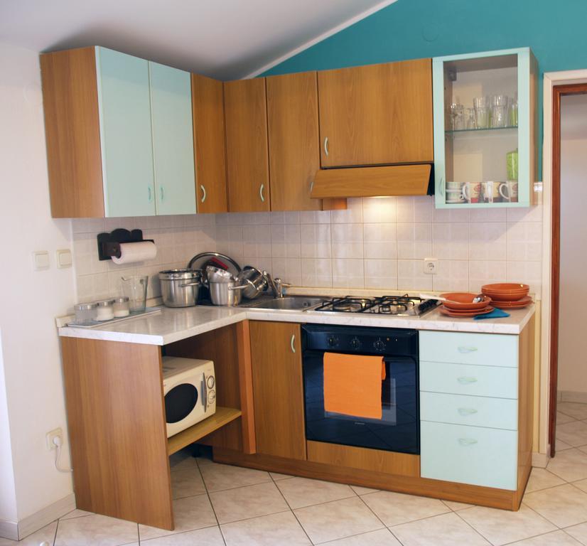 Family Friendly Apartments Pula Room photo